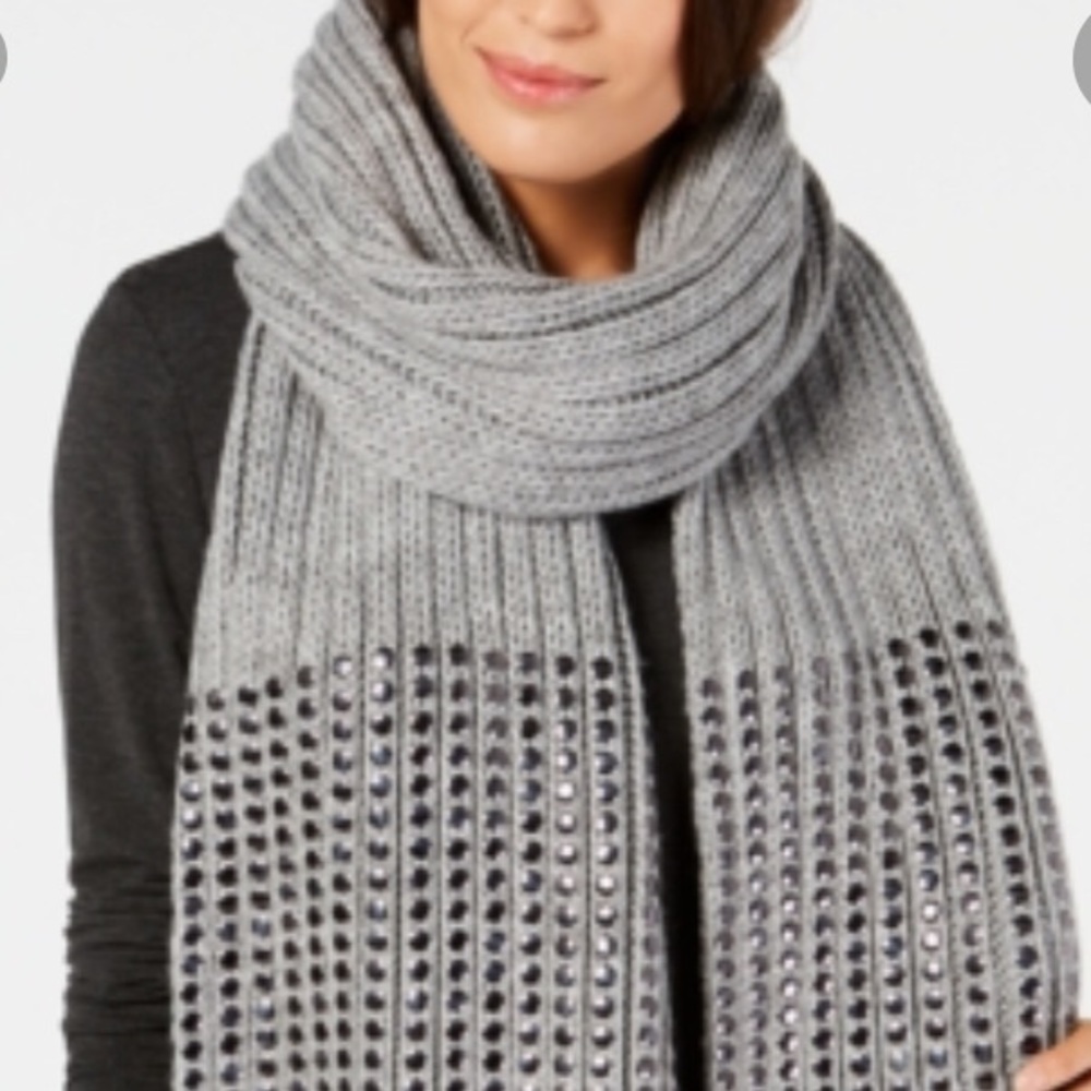 🔘NWT DKNY Studded Ribbed Oversized Scarf